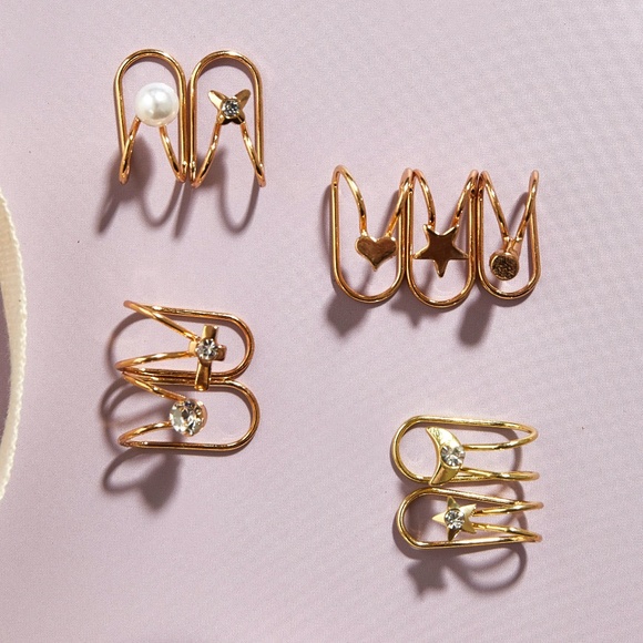 Jewelry - Ear Cuffs 9 Various Pieces Yellow Gold Color